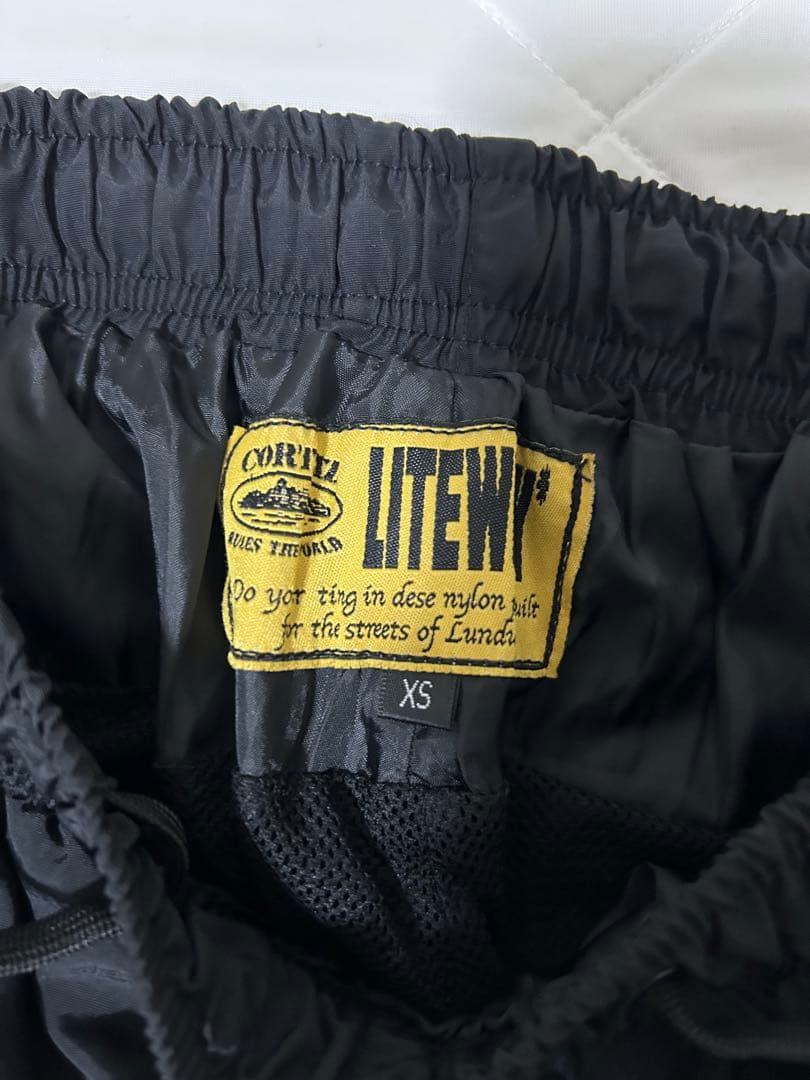 CORTEIZ ブラック ナイロンパンツ XS - メルカリ