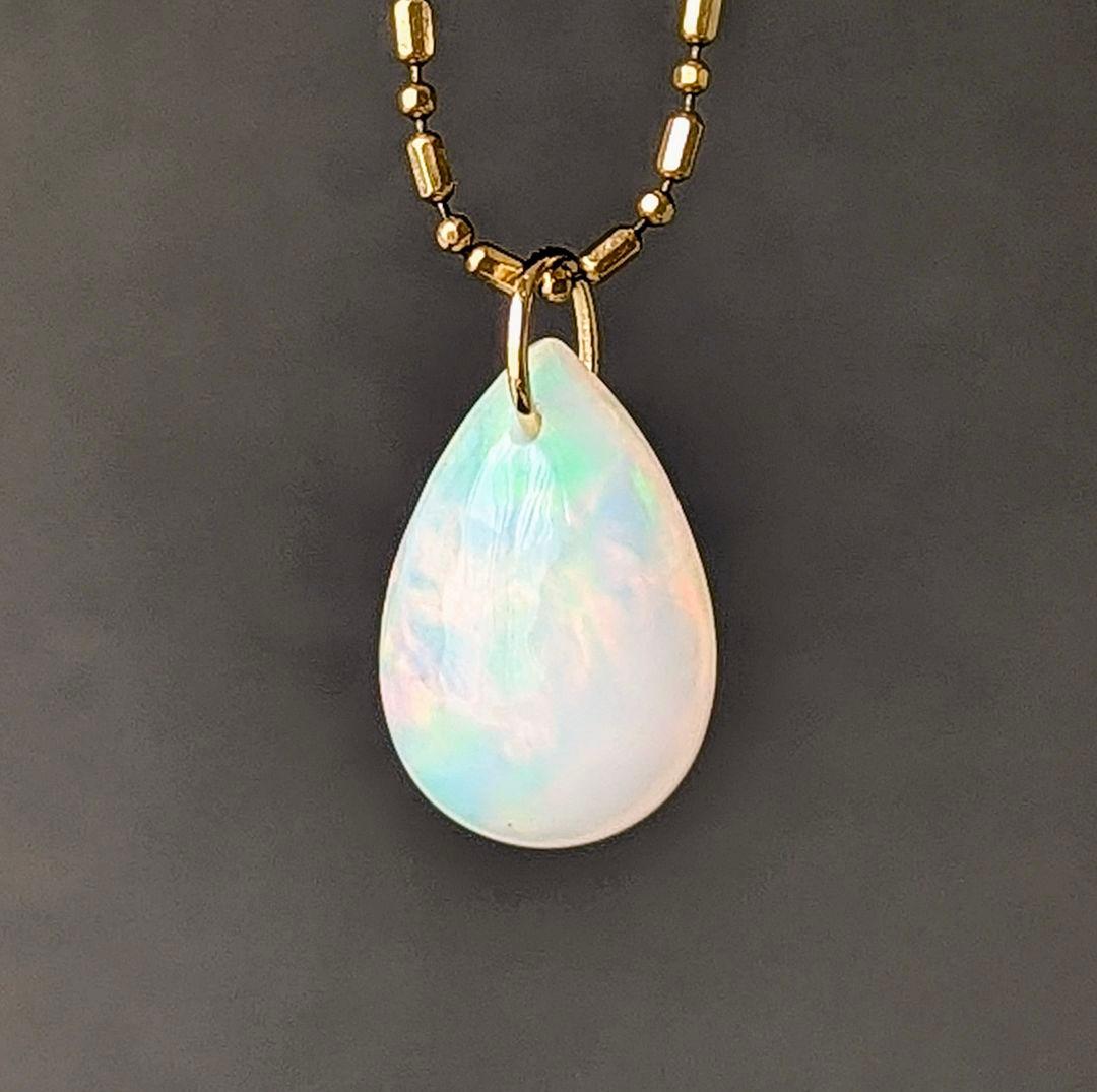 ♢ruela♪♢K18 ホワイトオパール3.15ct ペンダントトップ K18 ホワイトオパール<宝石を楽しむネックレス> ネックレス