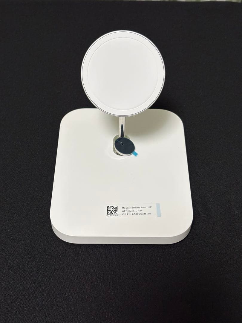 Apple MagSafe 磁気吸着 スタンド型ワイヤレス充電器 非売品 正規品 711QXGzP5cL._AC_UF894,