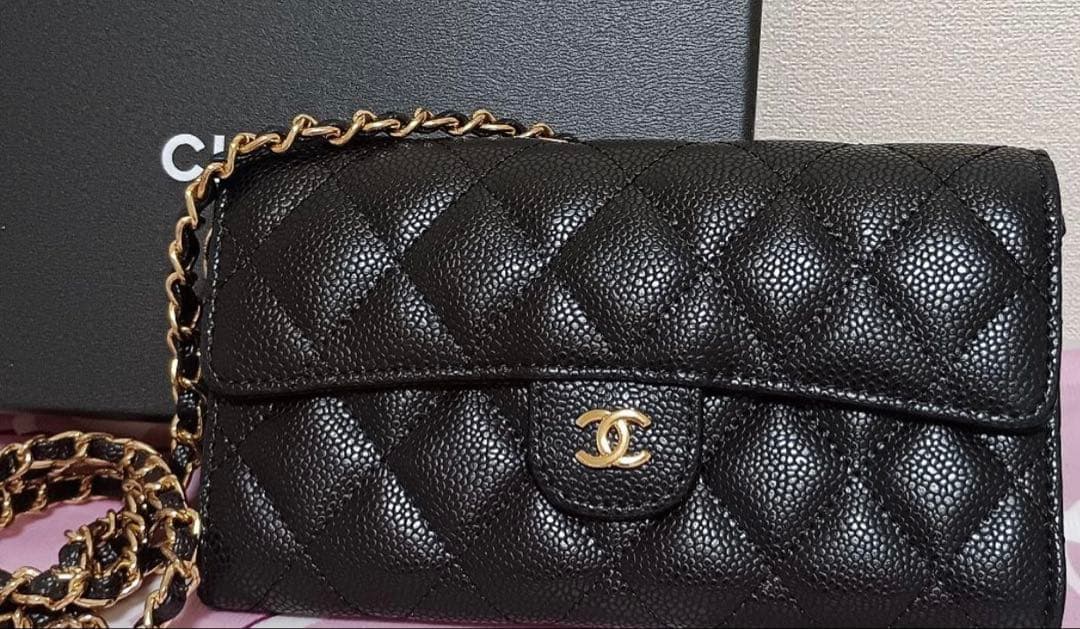 CHANEL チェーンウォレット チェーン ウォレット - スモール レザー グッズ — ファッション | CHANEL