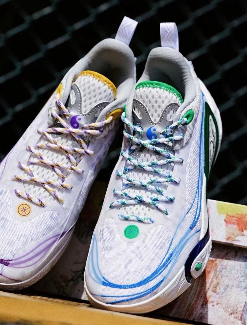 リーニン WOW The Dlo1 キャリア US 7 24.5 cmフォロー割 - メルカリ