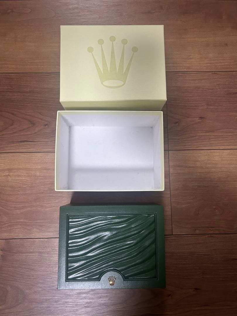 ROLEX】ロレックス時計ケース 空箱 モスグリーン Rolex - メルカリ