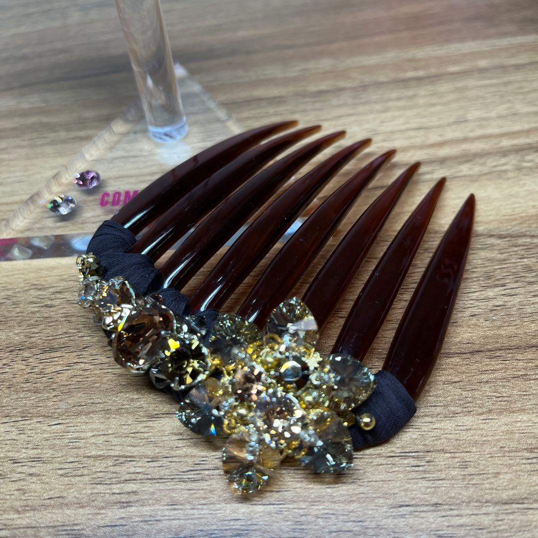 コンプレックスビズ フラワーモチーフ ヘアコーム ブラウン タルトコーム