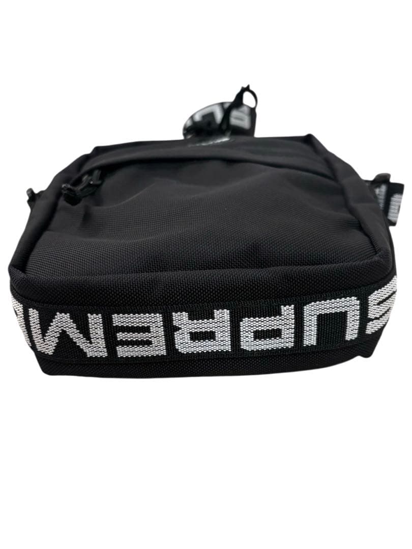 極美品 Supremeシュプリーム ショルダーバッグ18SS ブラック - メルカリ