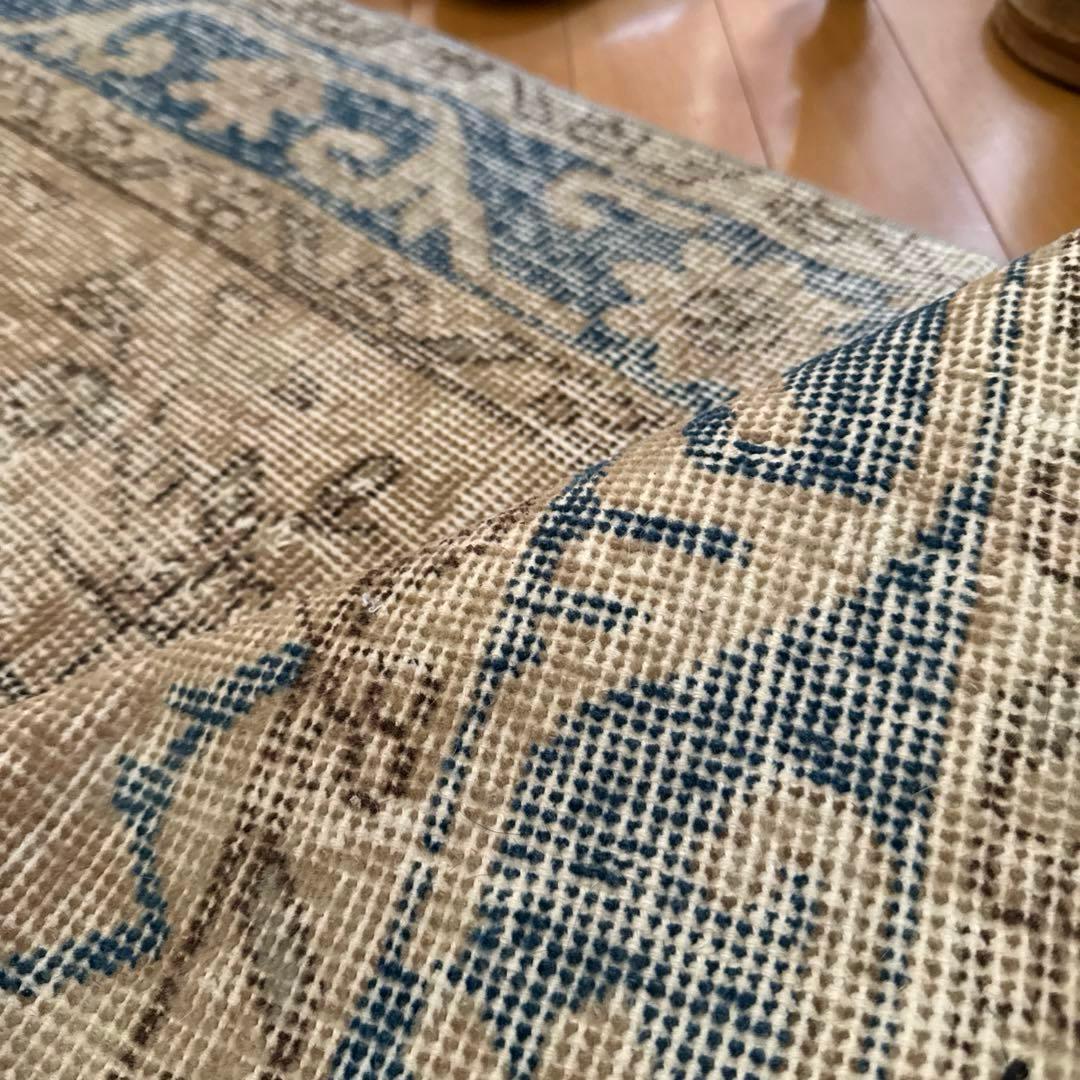 57×106 淡いミルクティー 神秘的ブルー トルコヴィンテージラグの通販