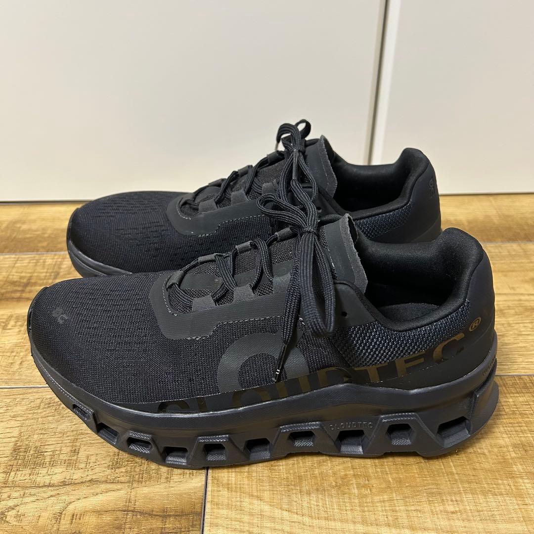 On クラウドモンスター 25.5cm