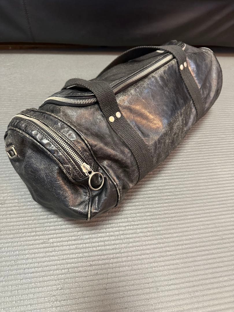 Dior homme ラムレーザー ドラムバック Dior Homme エディ期 05AW グラム期 レザー ドラムバッグ - メルカリ