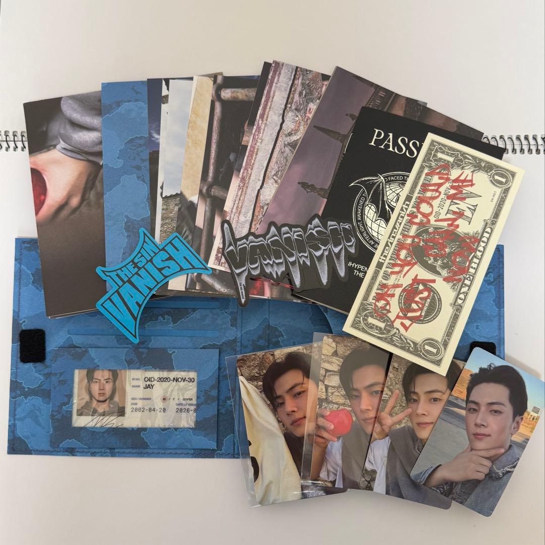 enhypen ジェイ ラキドロ付 - メルカリ