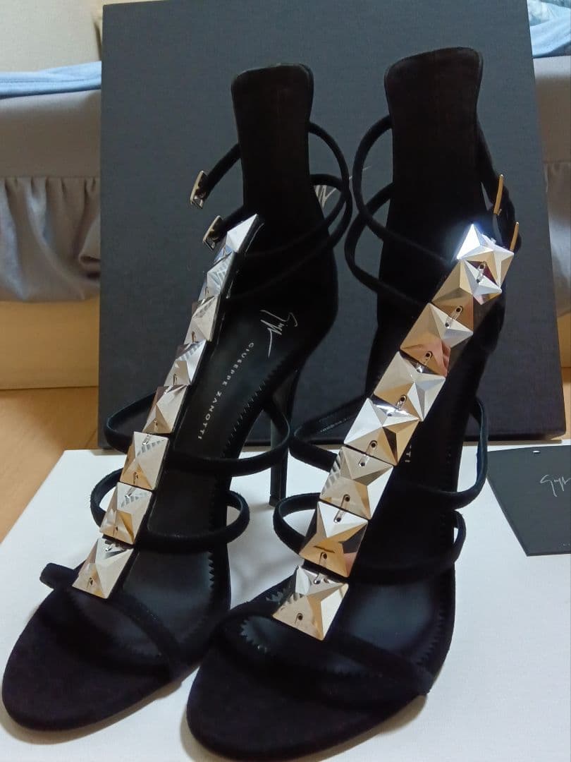 【RT-153678専用】Giuseppe Zanotti　サンダル RT-153678専用】Giuseppe Zanotti サンダル