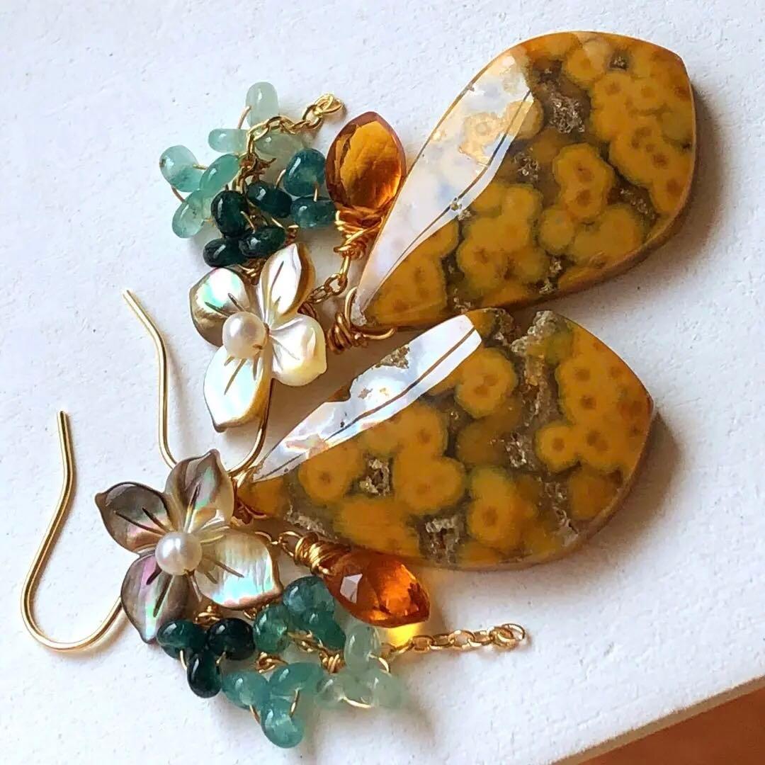 天然石♡レア♡大輪お花模様ホワイトアイアゲートのピアス14kgf