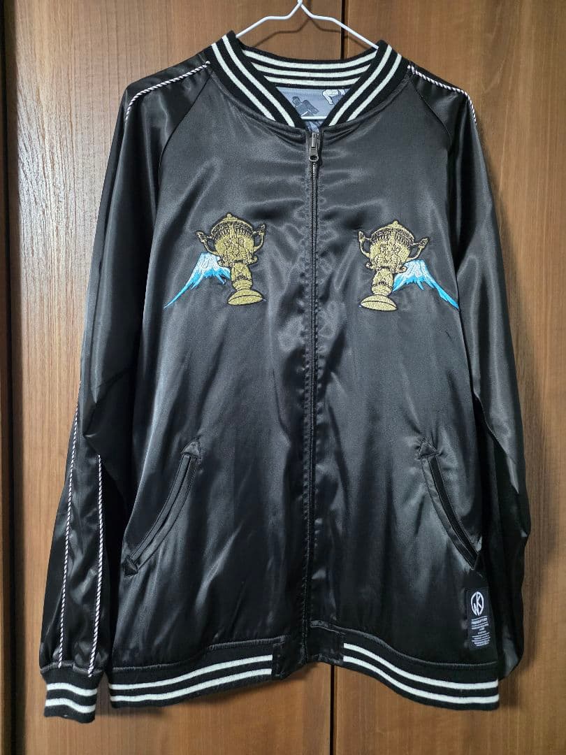 キン肉マンリバーシブルスカジャン XLサイズ Amazon.co.jp: キン肉マン リバーシブル スカジャン XLサイズ