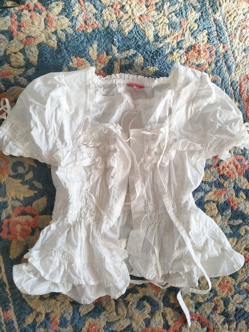 BABY,THE STARS SHINE BRIGHT フリルレースブラウス 白 Ribbon Partyブラウス – BABY, THE STARS SHINE BRIGHT