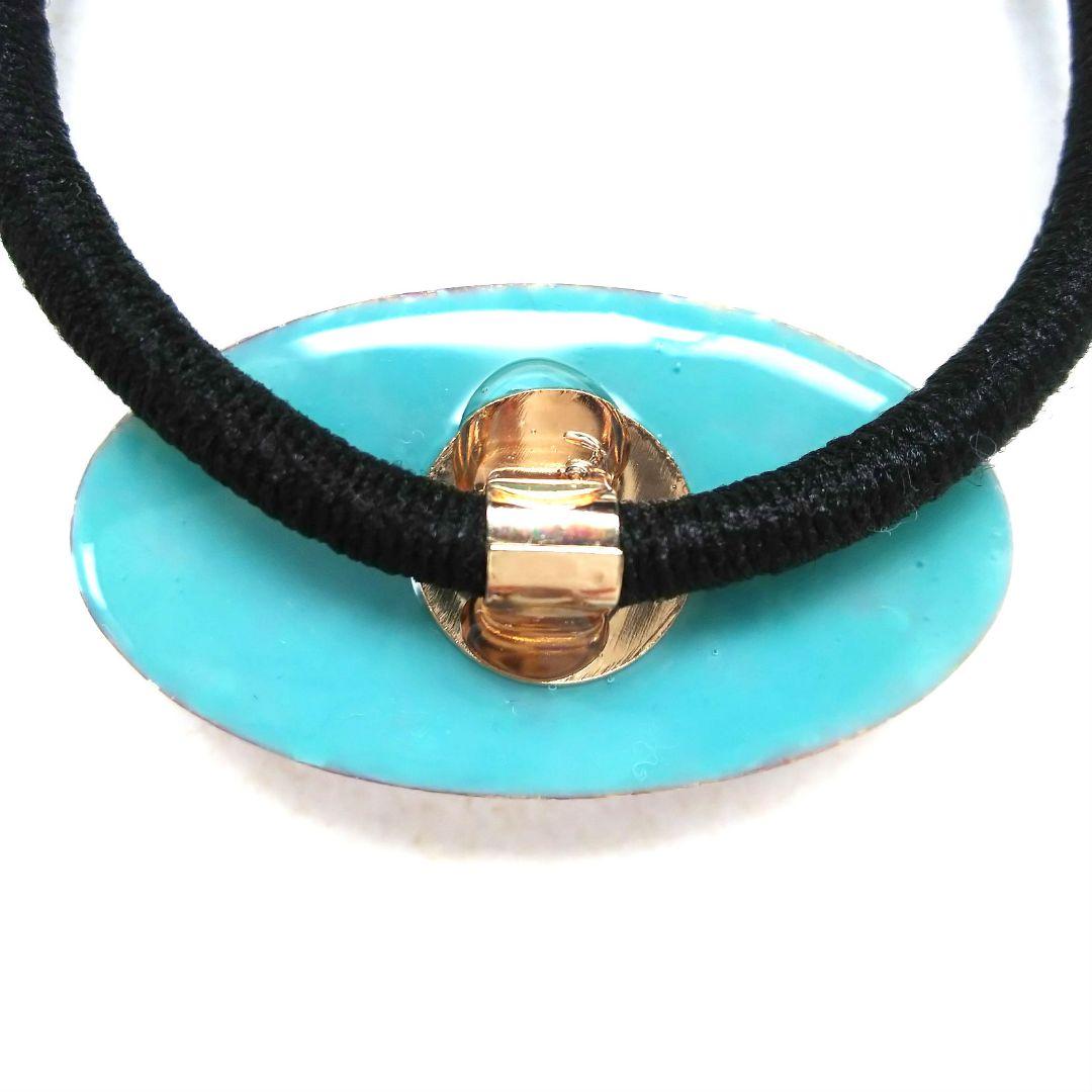 ヘアゴム レジン 横長オーバル型 マトリカリアとキラキラ桜景色 ミントグリーン