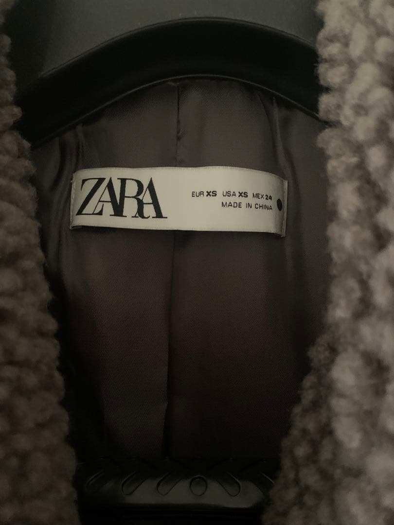 最終価格 ZARA ダブルブレスト フェイクボアコート XS - メルカリ