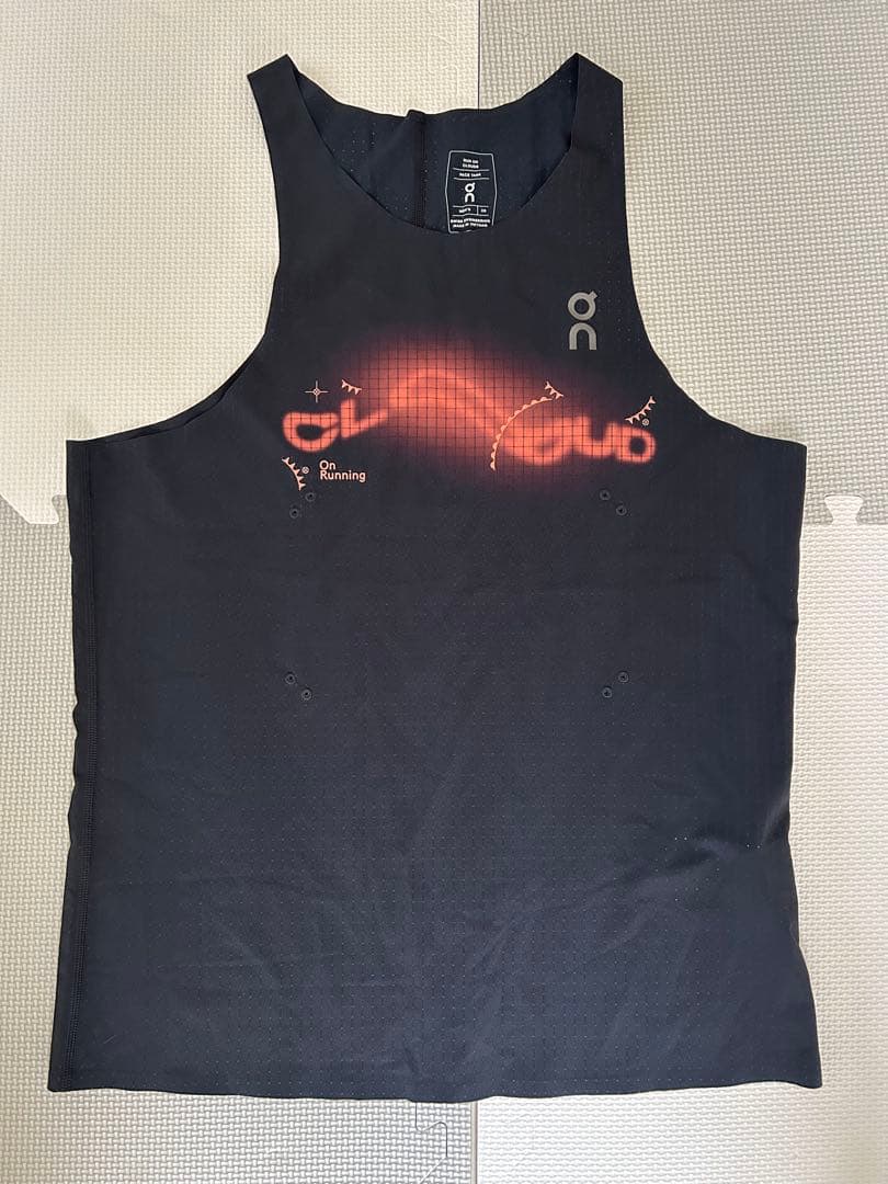 on ランニング タンクトップ 黒　sサイズ On オン Performance Tank ランニングタンクトップ ・パフォーマンス