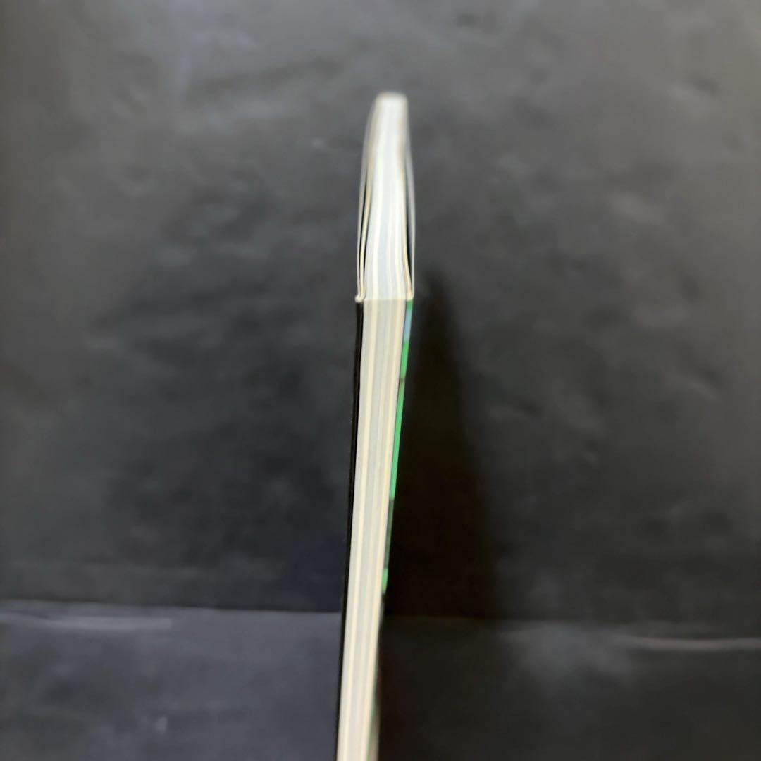 サイン本 綾瀬はるか写真集 HEROINE - メルカリ