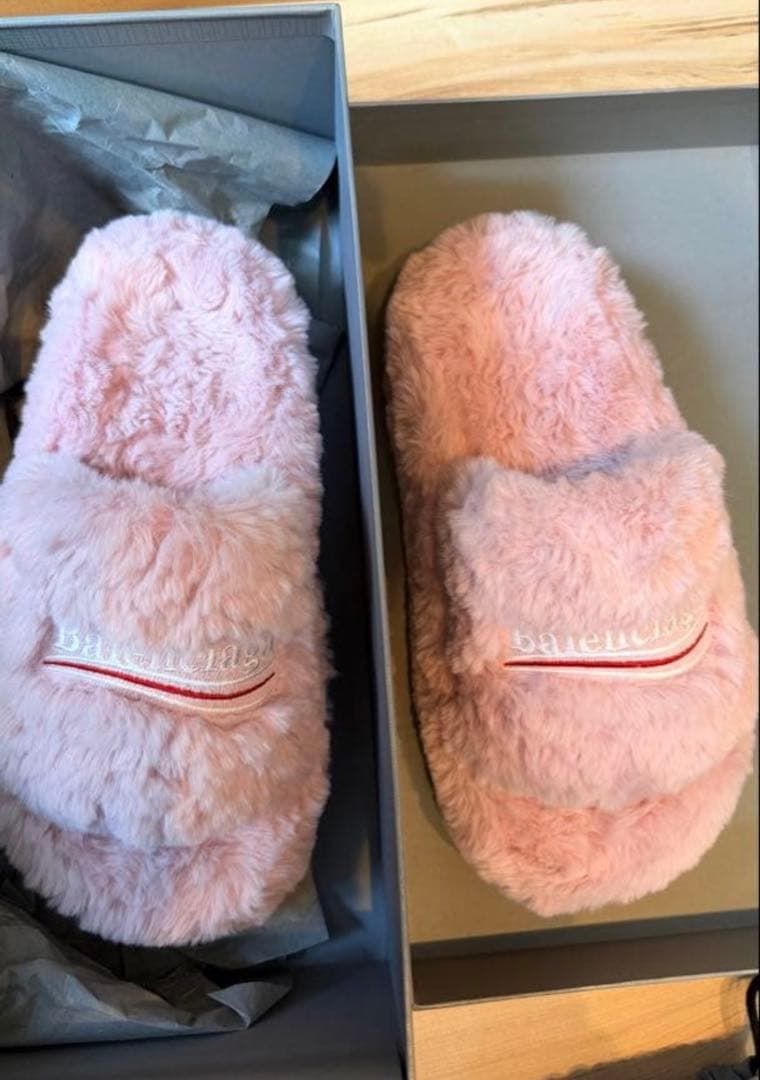 バレンシアガBALENCIAGA /フェイクファー サンダル BALENCIAGA 2019AW FURRY SLIDE FAKE FUR SANDLES 624515 Size 40