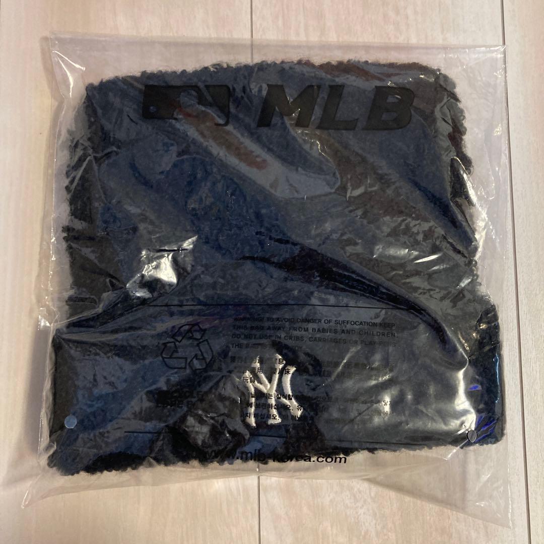 新品未開封 MLB Korea 猫耳ニット帽 黒 カリナ着用モデル 韓国限定 ②