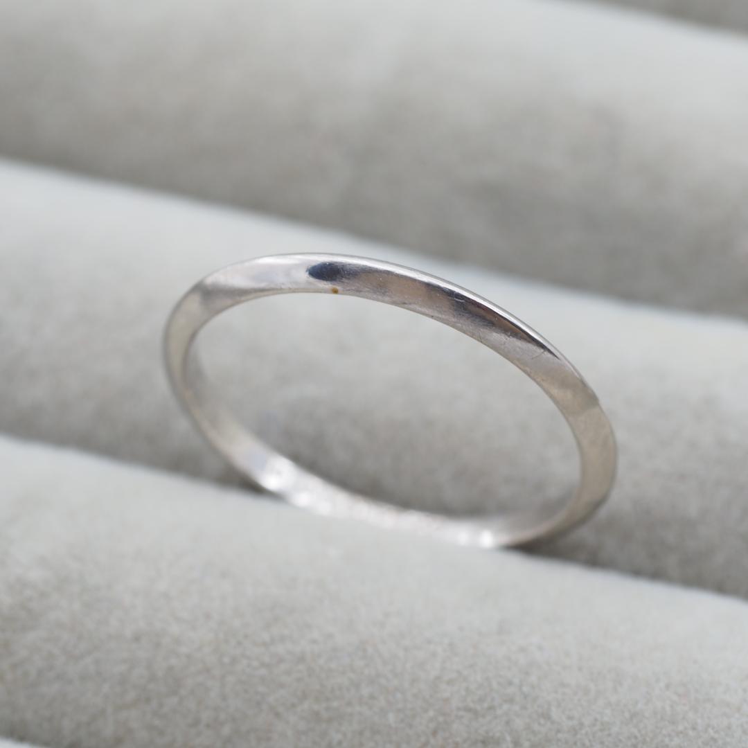 ティファニー ナイフエッジ ウェディング リング 16号 Pt950 TIFFANY&Co. ティファニー ナイフエッジ リング・指輪 プラチナPT950