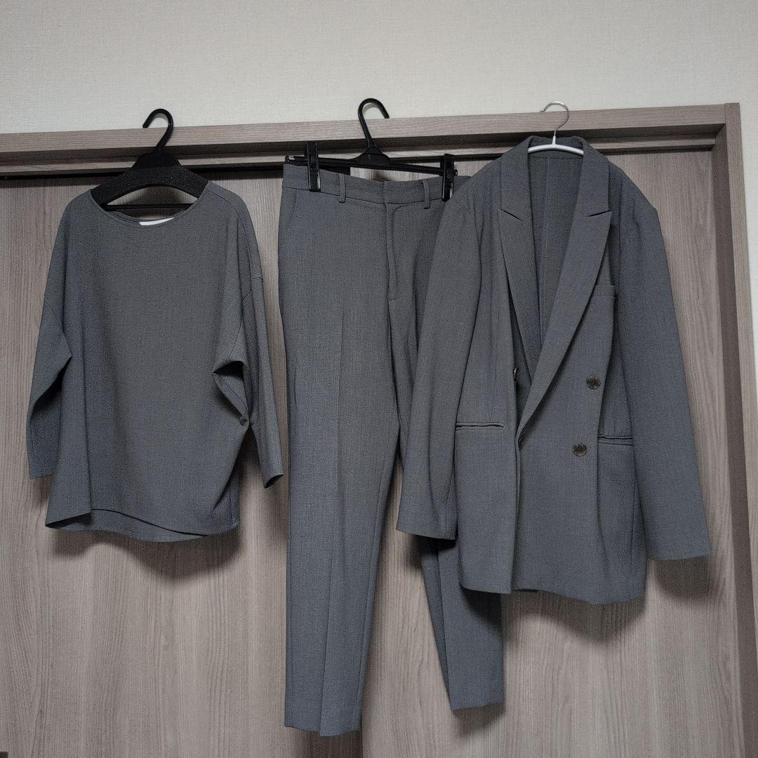 グレー ダブルブレスト パンツスーツ上下　soeju レディーススーツ】ダブルブレストジャケットパンツスーツ（テーラード
