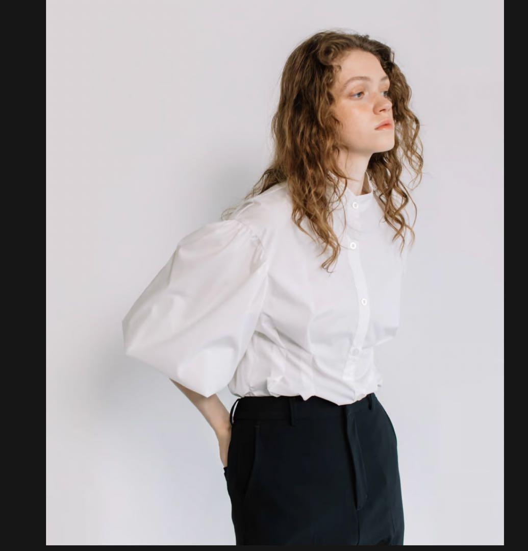 新品 未使用 wcj 若槻千夏 裾フレアブラウス 白 - メルカリ
