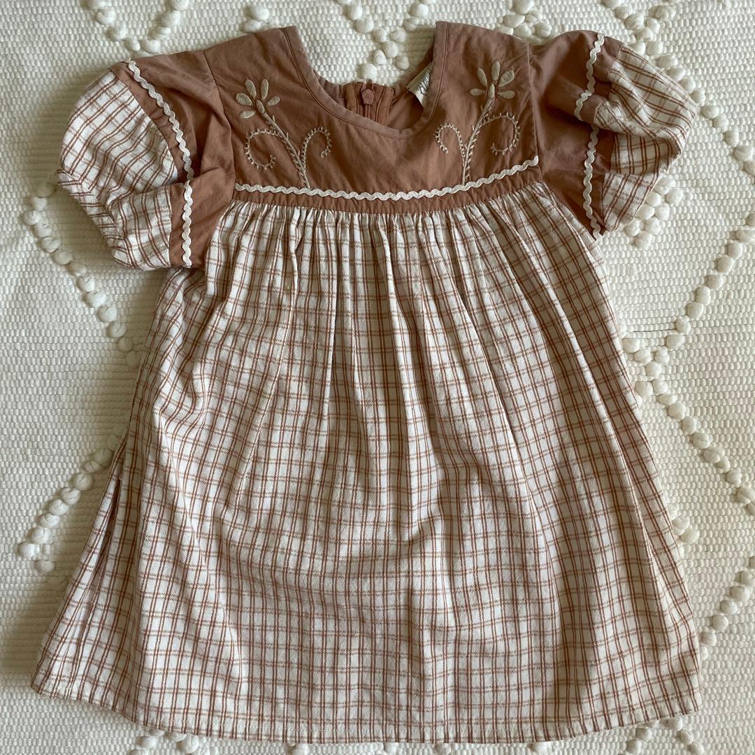 apolina ワンピース2-3y