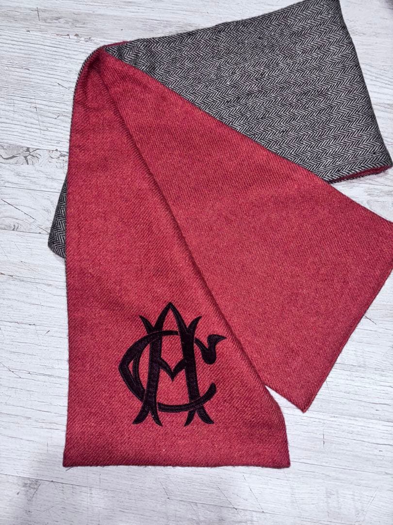 ADJUSTABLE COSTUME ヘリンボーンマフラーリバーシブル美品 - メルカリ