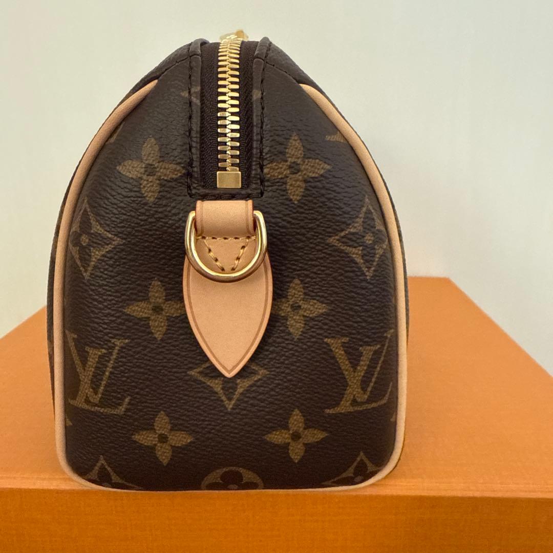 Jasmine　ストラップ無し