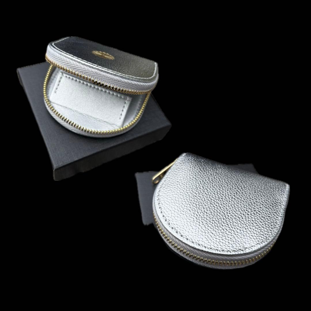 新品未開封】 皇居財布限定 小銭入れ 銀 菊の御紋入り コインケース