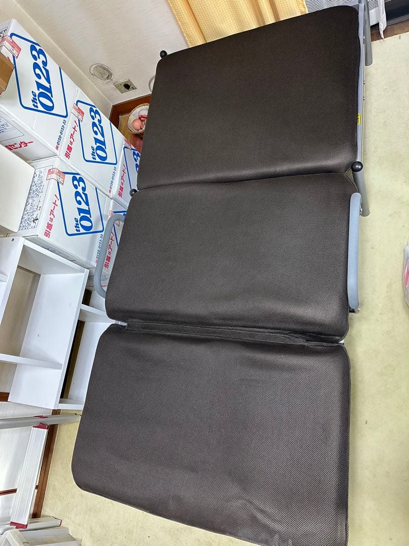 みつこ様【ほぼ新品！早い者勝ち！】ダークブラウン 折りたたみベッド みつこ様【ほぼ新品！早い者勝ち！】ダークブラウン 折りたた