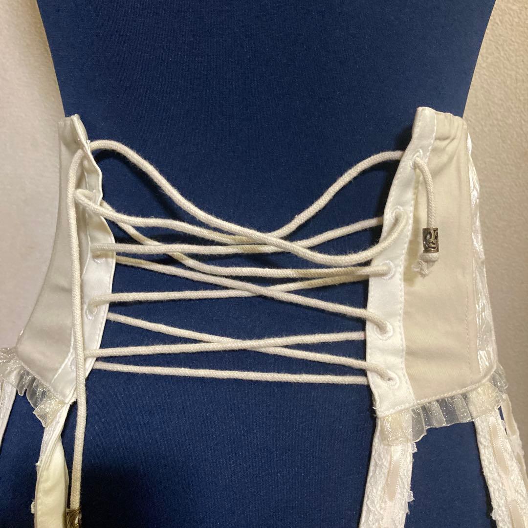 超メルカリ市セール中 OZZ ローズ刺繍クリノリンスカート（ホワイト系）