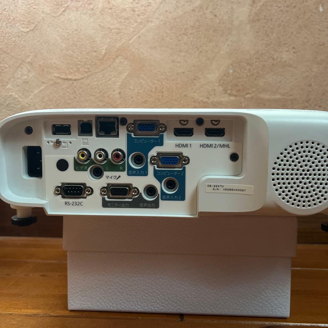 付属品完備)EPSON EB-2247U プロジェクター