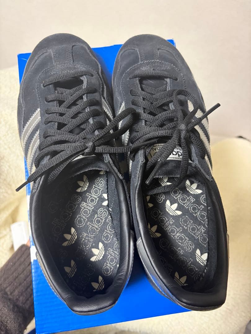 adidas spezial ブラック シルバー 27.5cm スニーカー