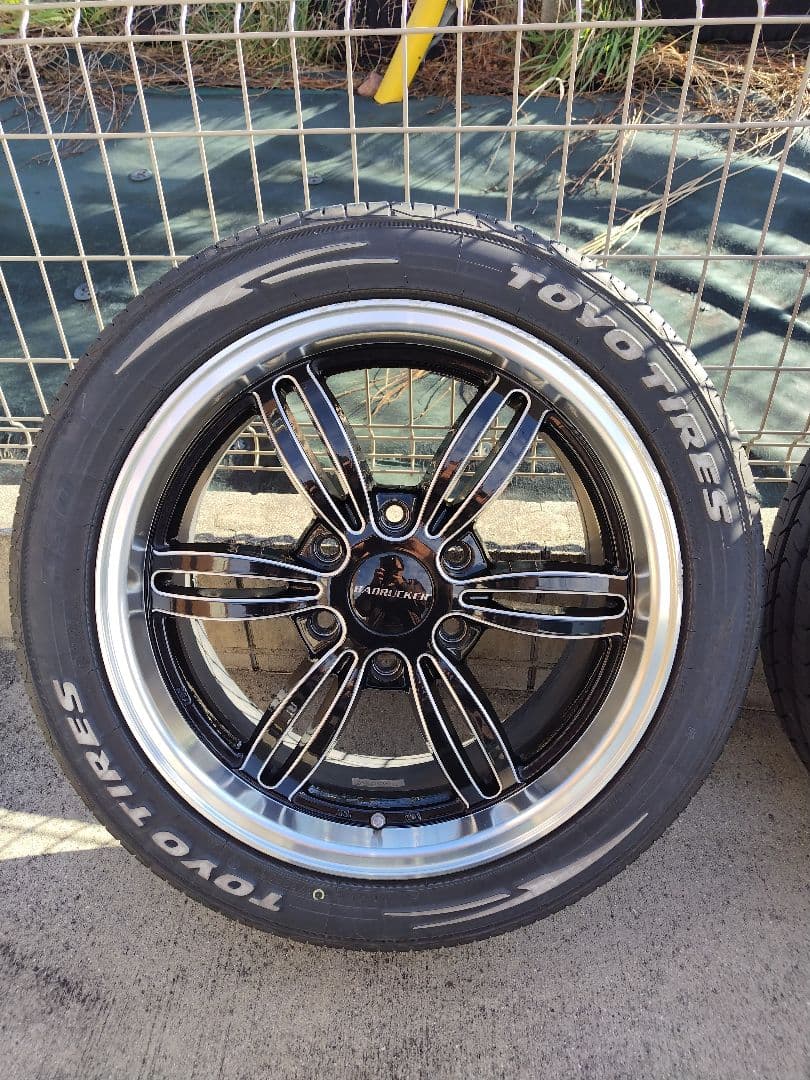 《直接引取限定》バッドラッカーIV 18㌅ タイヤセット