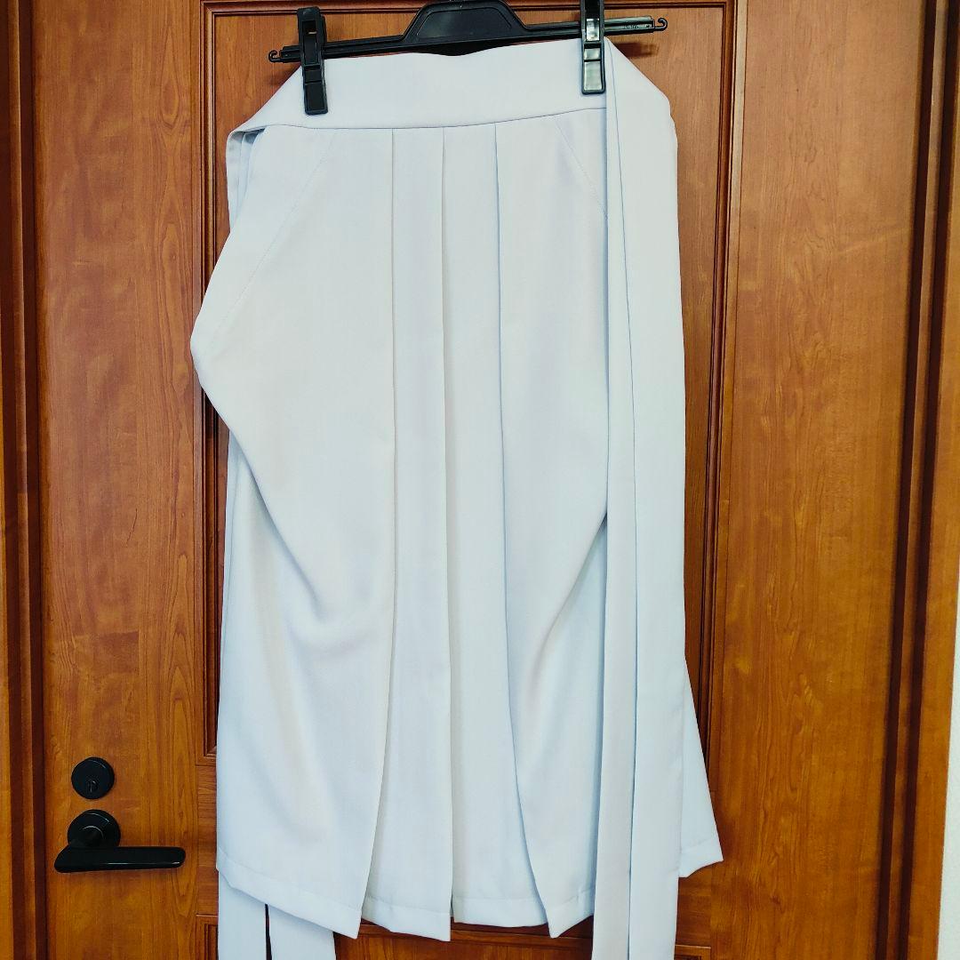 arisana（アリサナ）オフホワイト×グレー 花柄着物・袴 120cm arisana