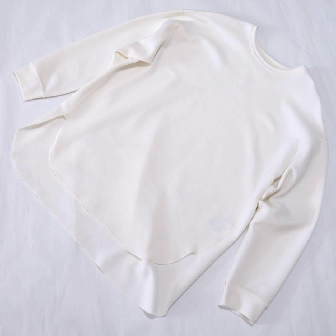 美品 whim gazette Vガゼットプルオーバー オフホワイト 36 - メルカリ