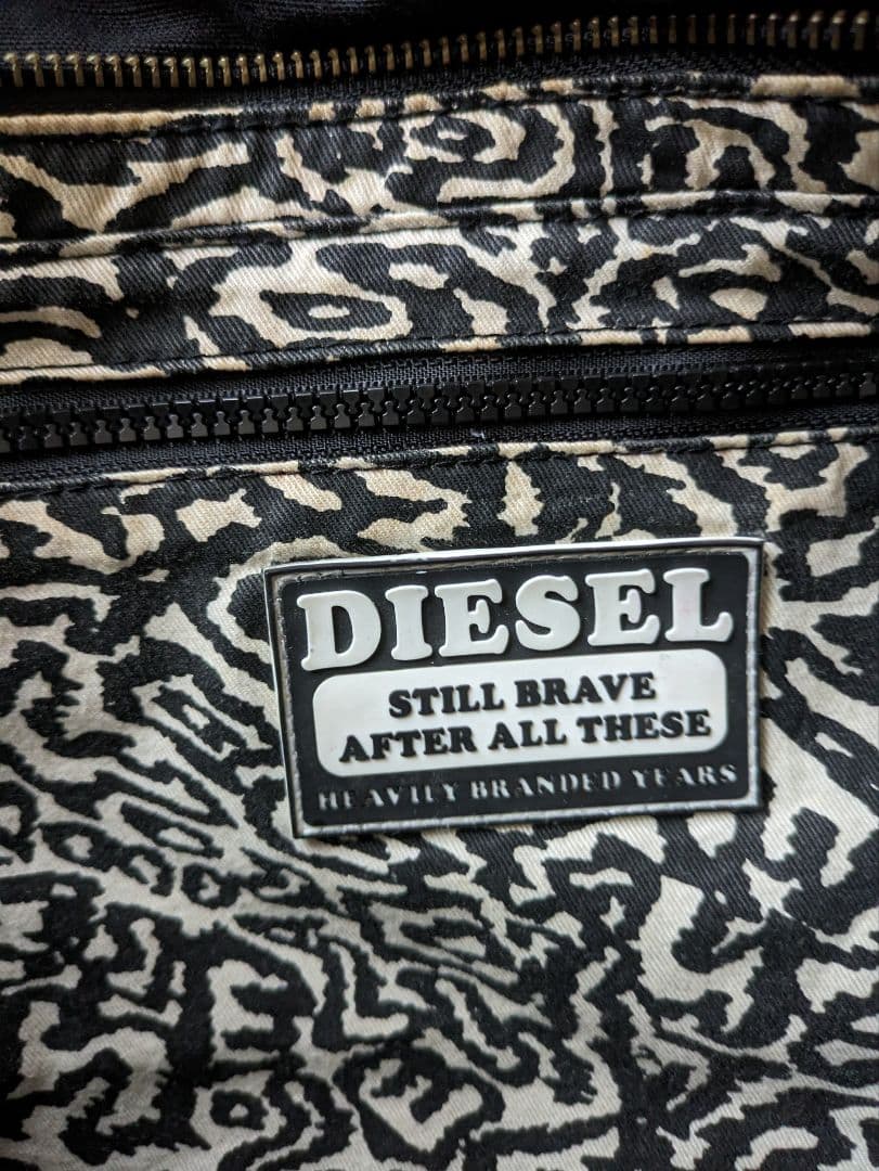 DIESEL ディーゼル archive metal logo バッグ y2k - メルカリ