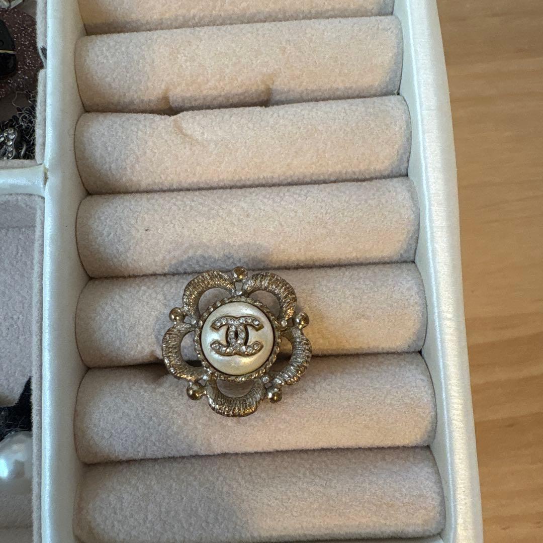 CHANEL ピアス 片方 - メルカリ
