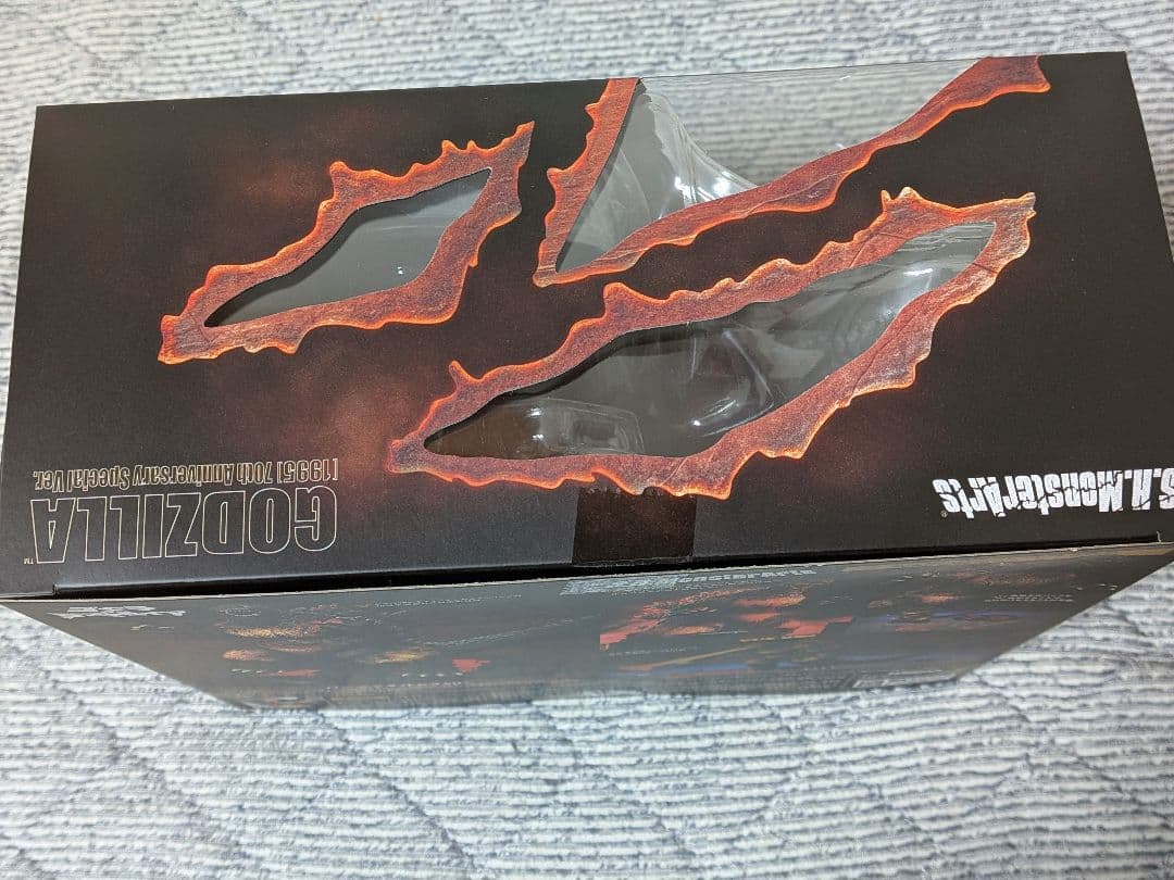 S.H.MonsterArts ゴジラ 1995 70周年特別記念Ver