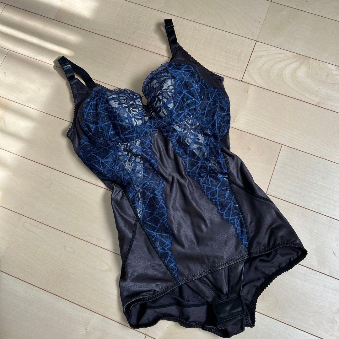 マルコ カーヴィシャスカレス レース ボディスーツ D70M カーヴィシャス カレス フルカップボディスーツ | 補整下着(補正下着