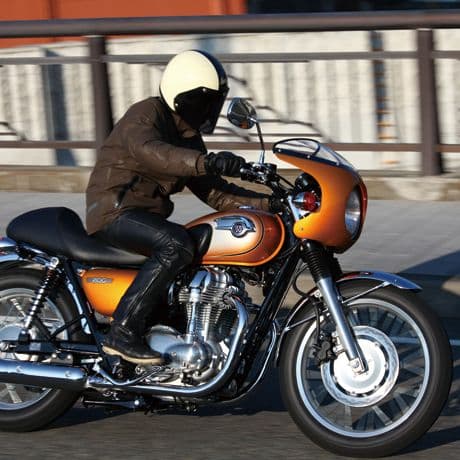 カワサキ w800 純正カウル - メルカリ