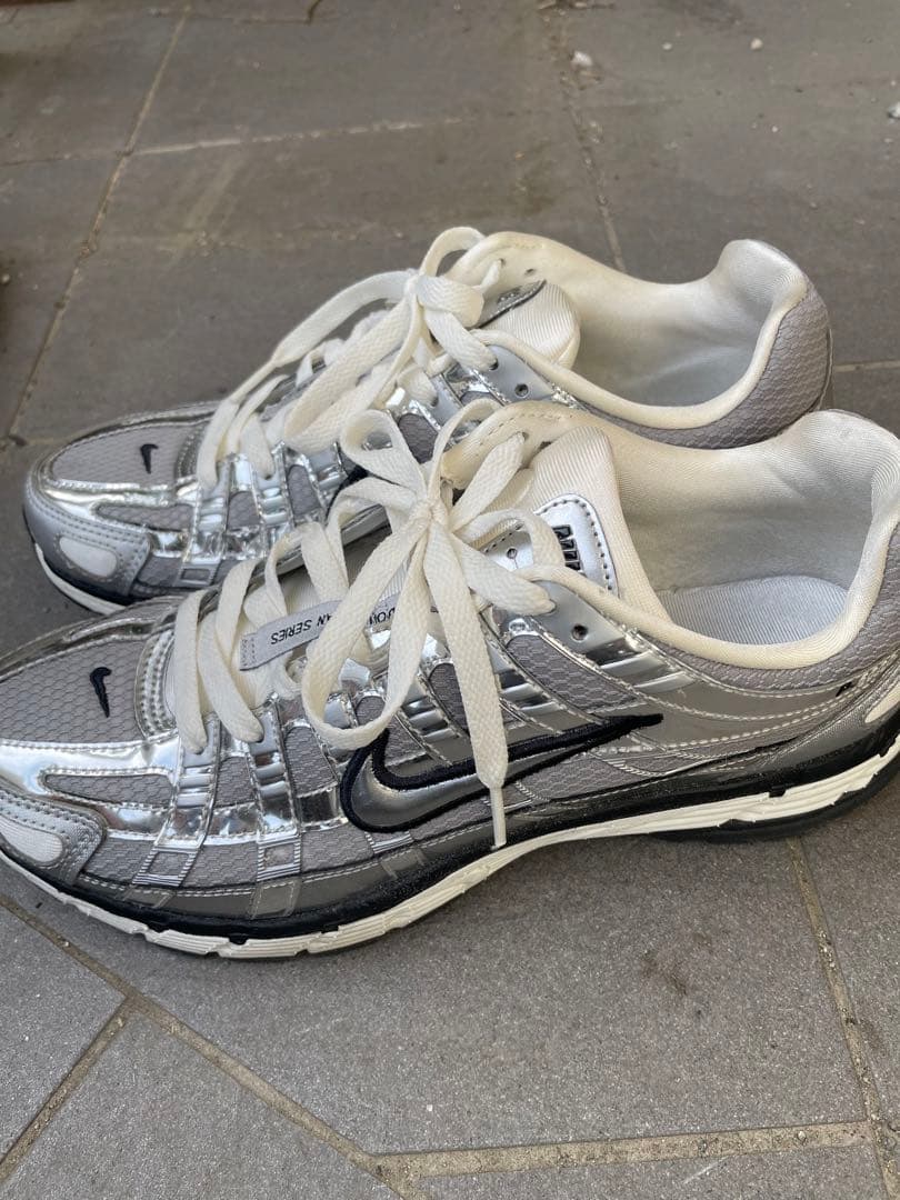 S*U様 Nike P-6000 シルバー スニーカー 人気 ☆NIKE☆ P-6000 METALLIC SILVER (Nike/スニーカー) CN0149-001