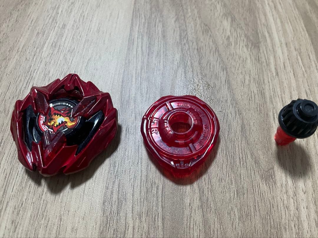 ベイブレードX ドランバスター1-60Aメタルコートレッド 重量級　赤 ベイブレードX】UX-00 ドランバスター1-60A メタルコート:レッド 開封