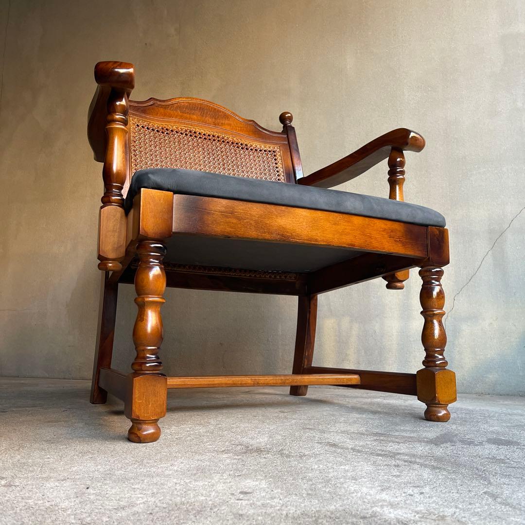 オールドカリモク コロニアルビンテージアームチェア 本革座面張り替え