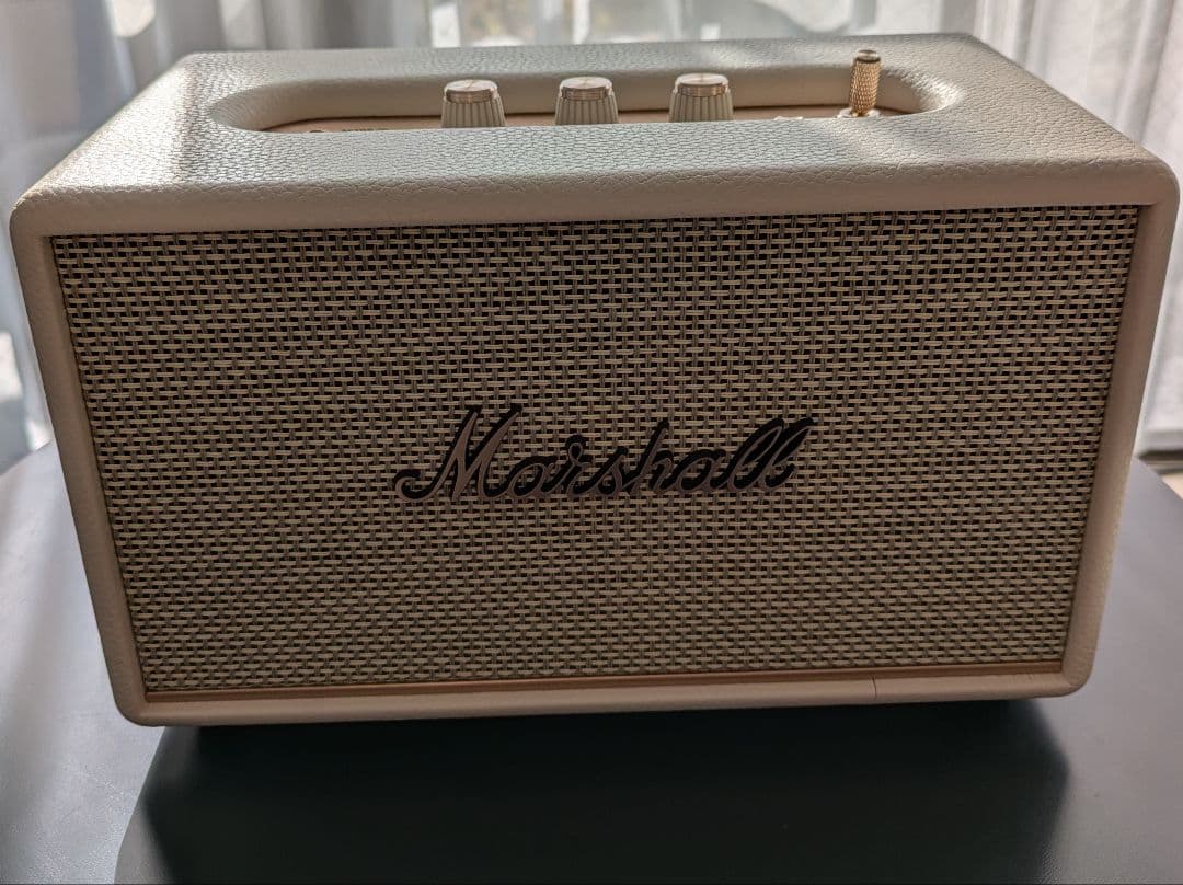 【⑥】Marshall ワイヤレススピーカー ホワイト Bluetoothスピーカー - Marshallのシグネチャーサウンド | Marshall.com