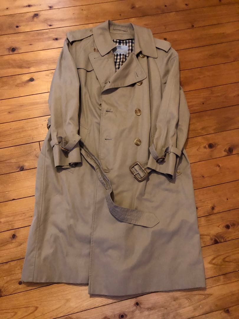 Aquascutum ベージュ トレンチコート　サイズ４０ Aquascutum (アクアスキュータム) 総裏チェック ウエストベルト ダブル