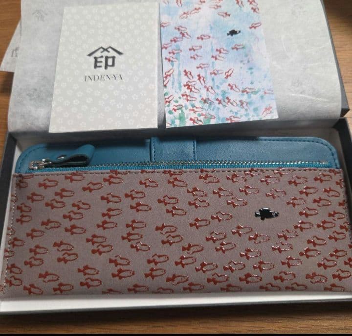 印伝屋 スイミー 長財布 ラスト在庫 - メルカリ