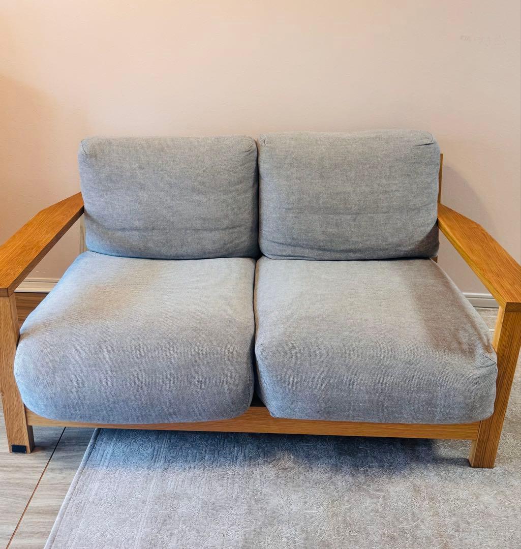 【無印良品】フェザーポケットコイル２シーターグレー木製フレーム 茅野】リビングの主役に！ソファ本体木製フレーム ｜ 無印良品