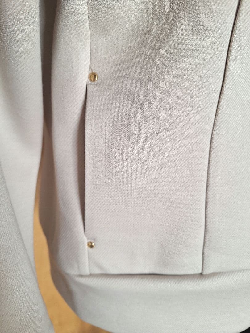 overE ソフトダンボールパーカー (90/エクリュ) - メルカリ