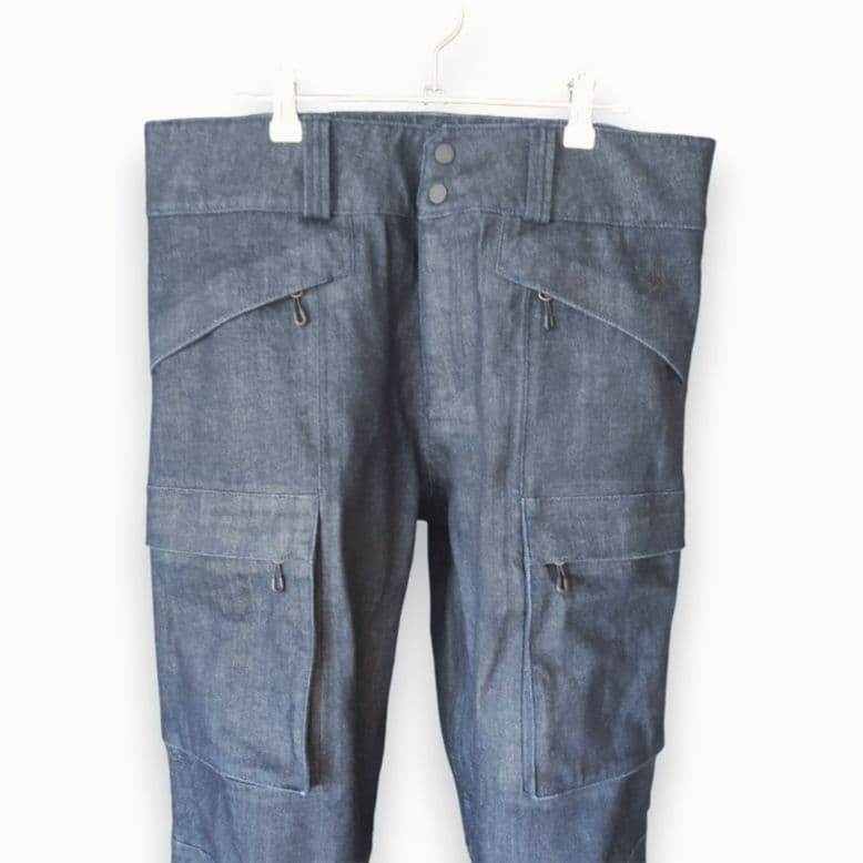 GOLDWIN GORE-TEX デニムパンツ スキーパンツ スノーボードパンツ